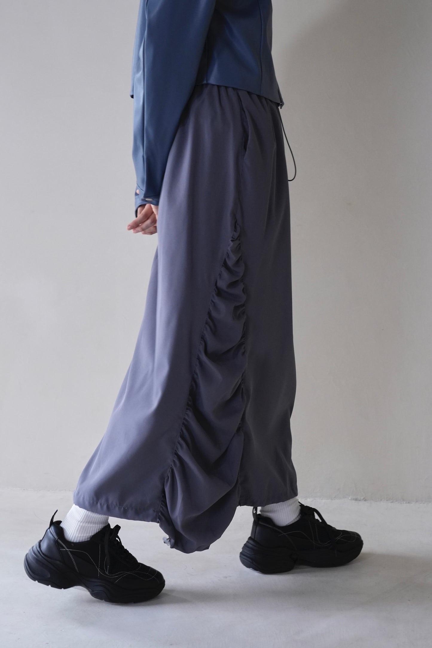 side frill skirt