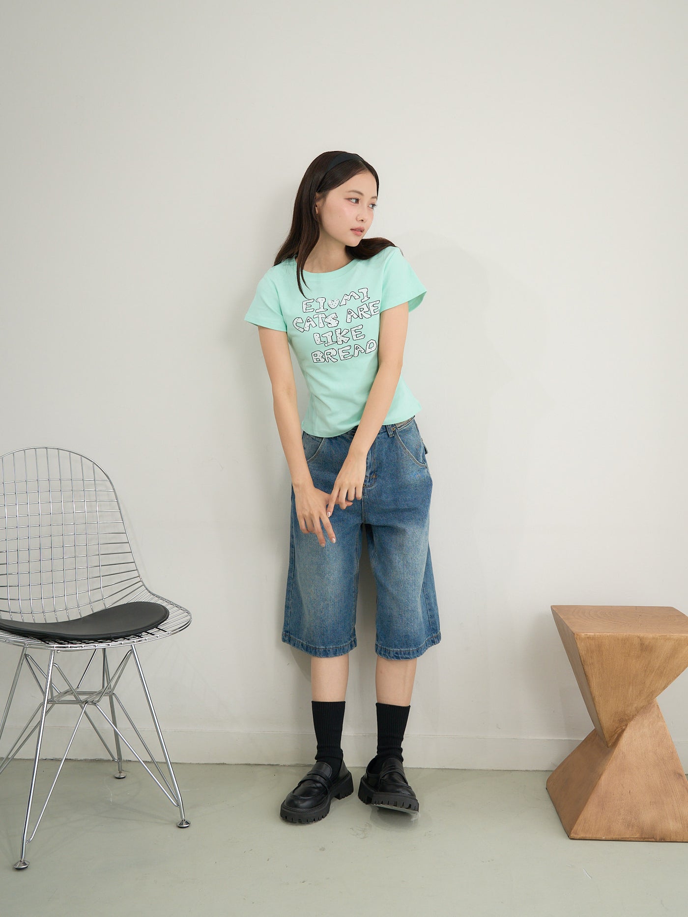 logo crop tee