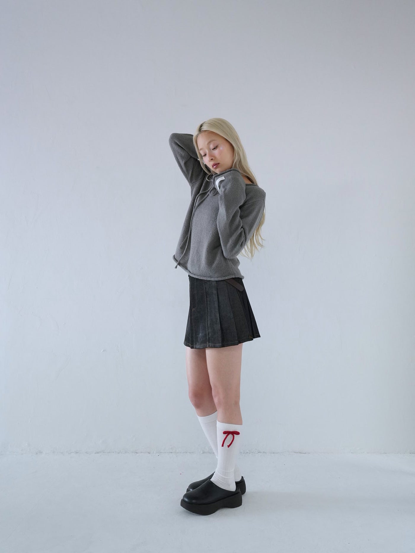 tie ribbon knit