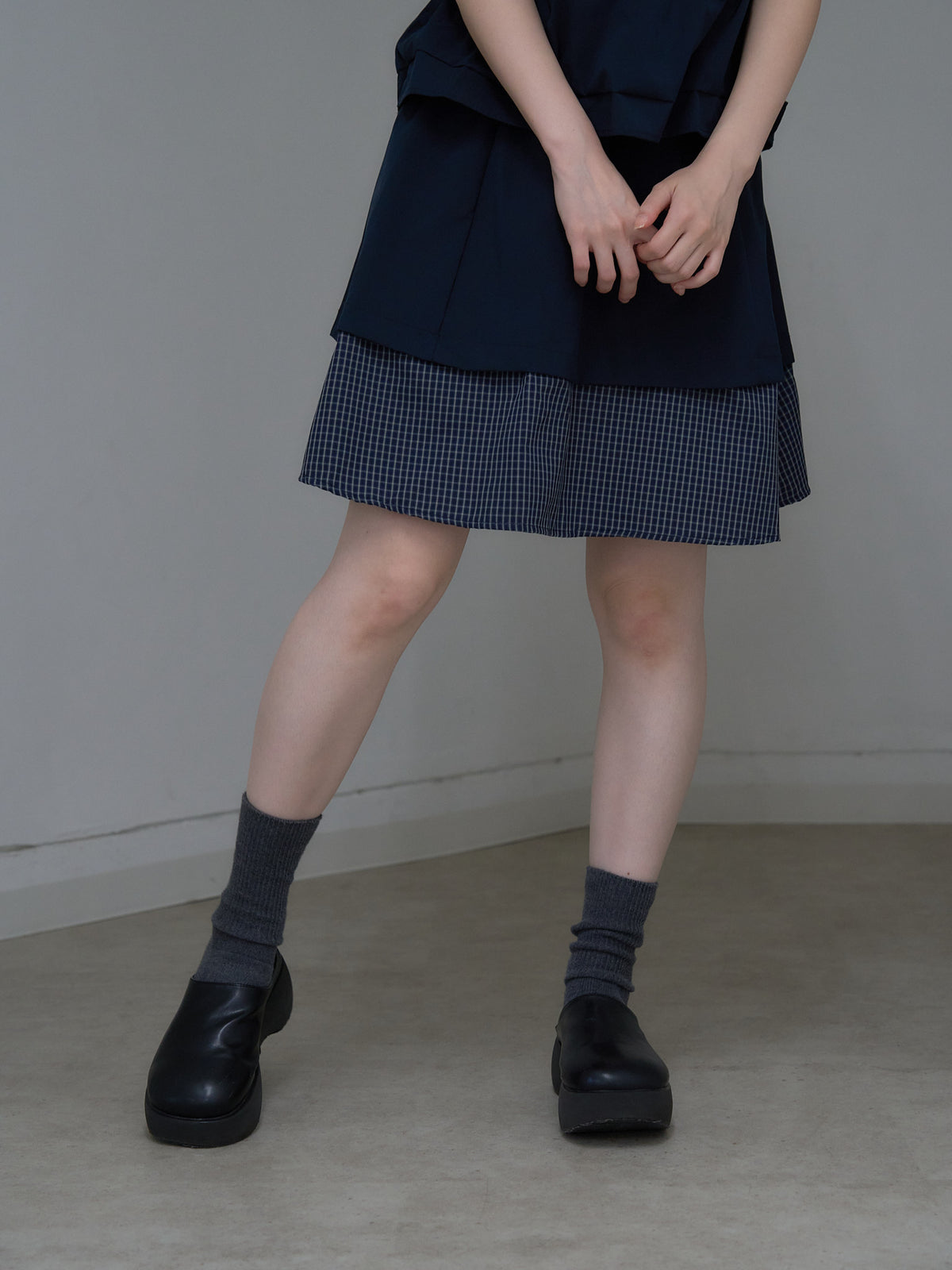 check vest & skirt set