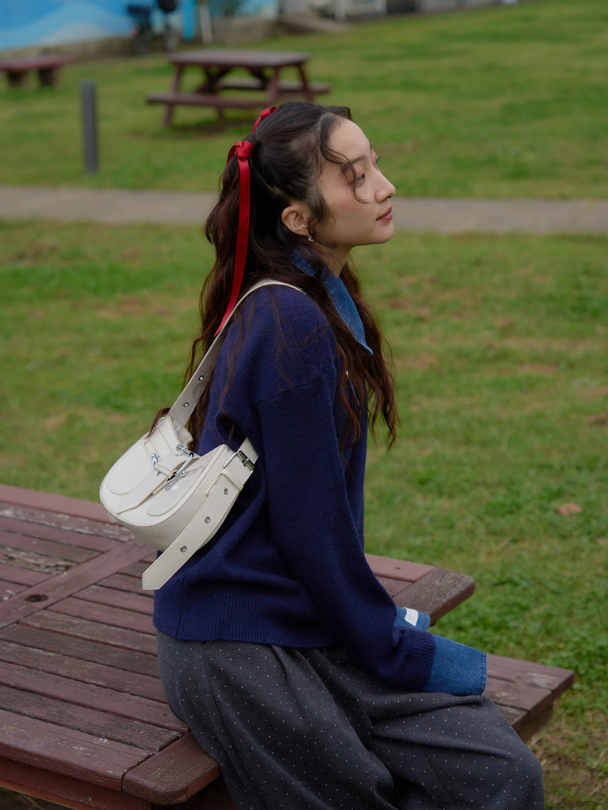 denim collar knit pullover