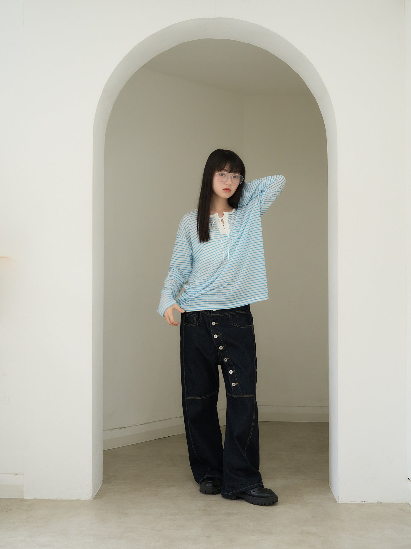 asymmetry button denim pants