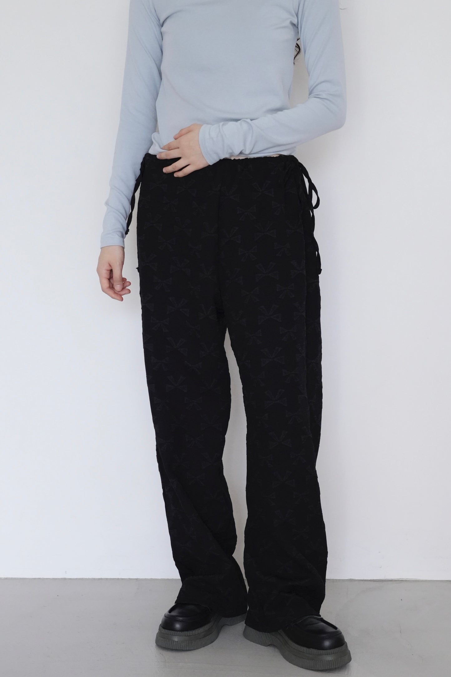 many ribbons pants
