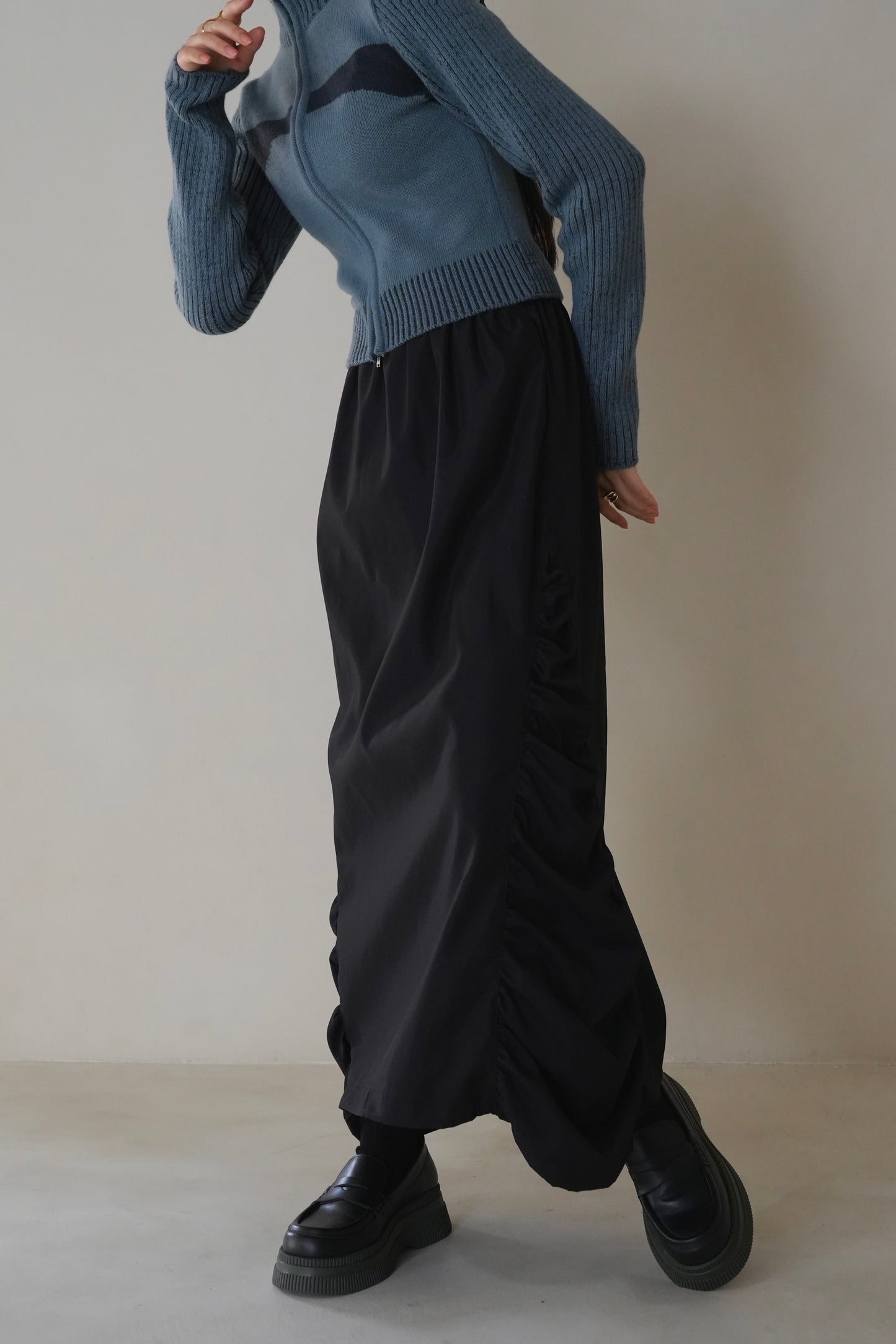 side frill skirt