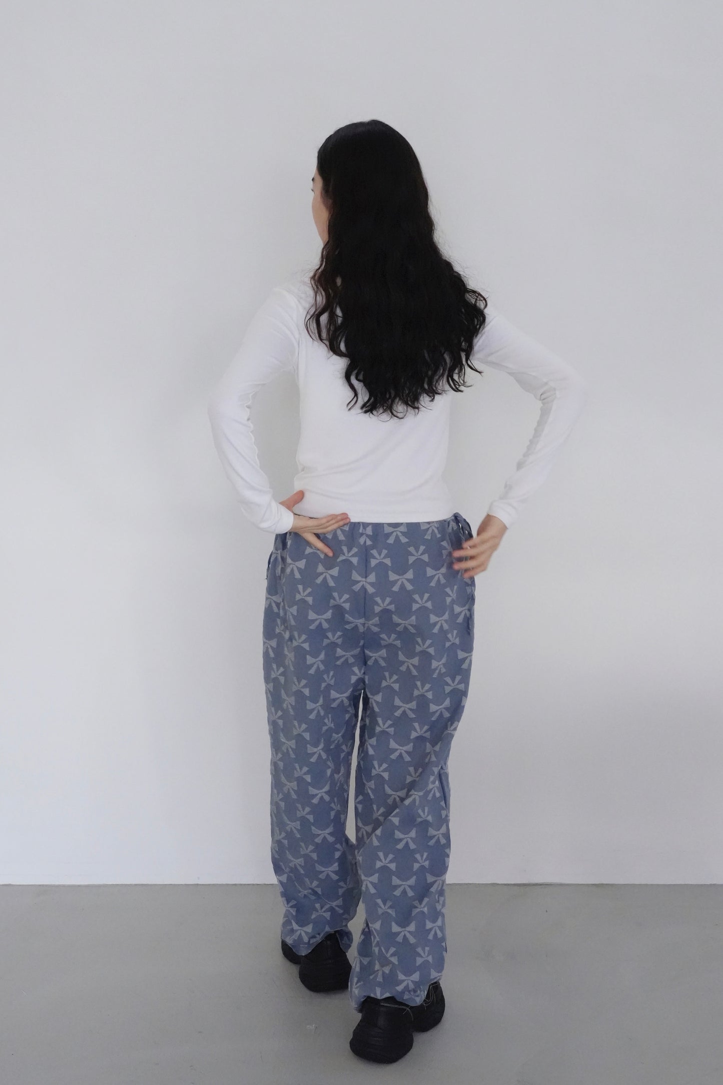 many ribbons pants