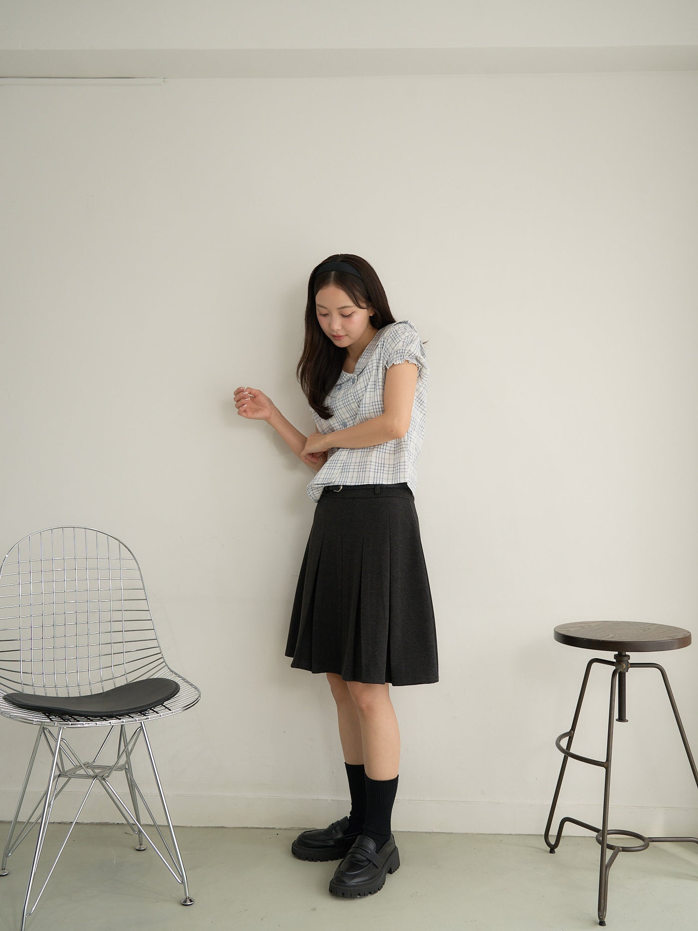 classic midi pleated skirt