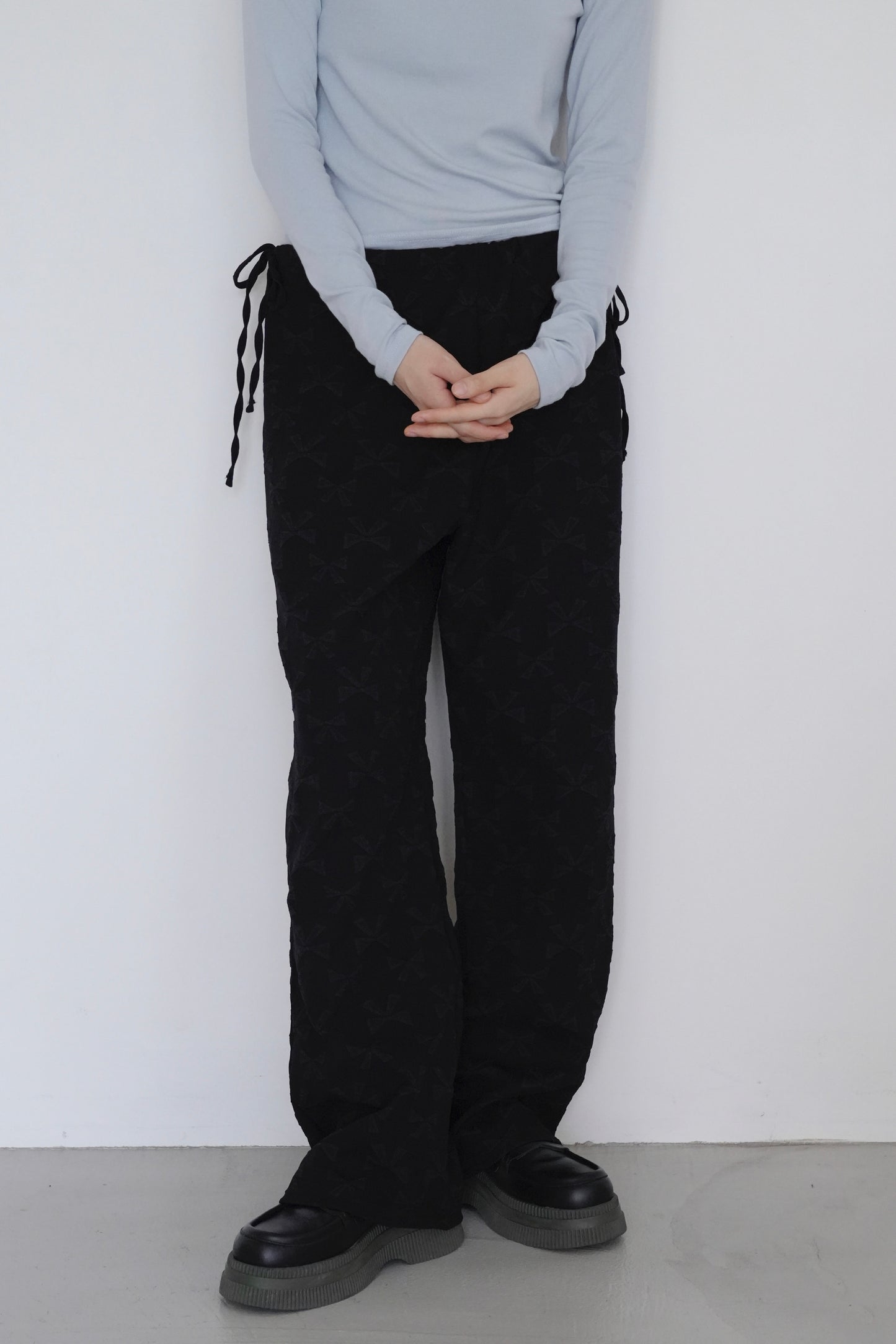many ribbons pants