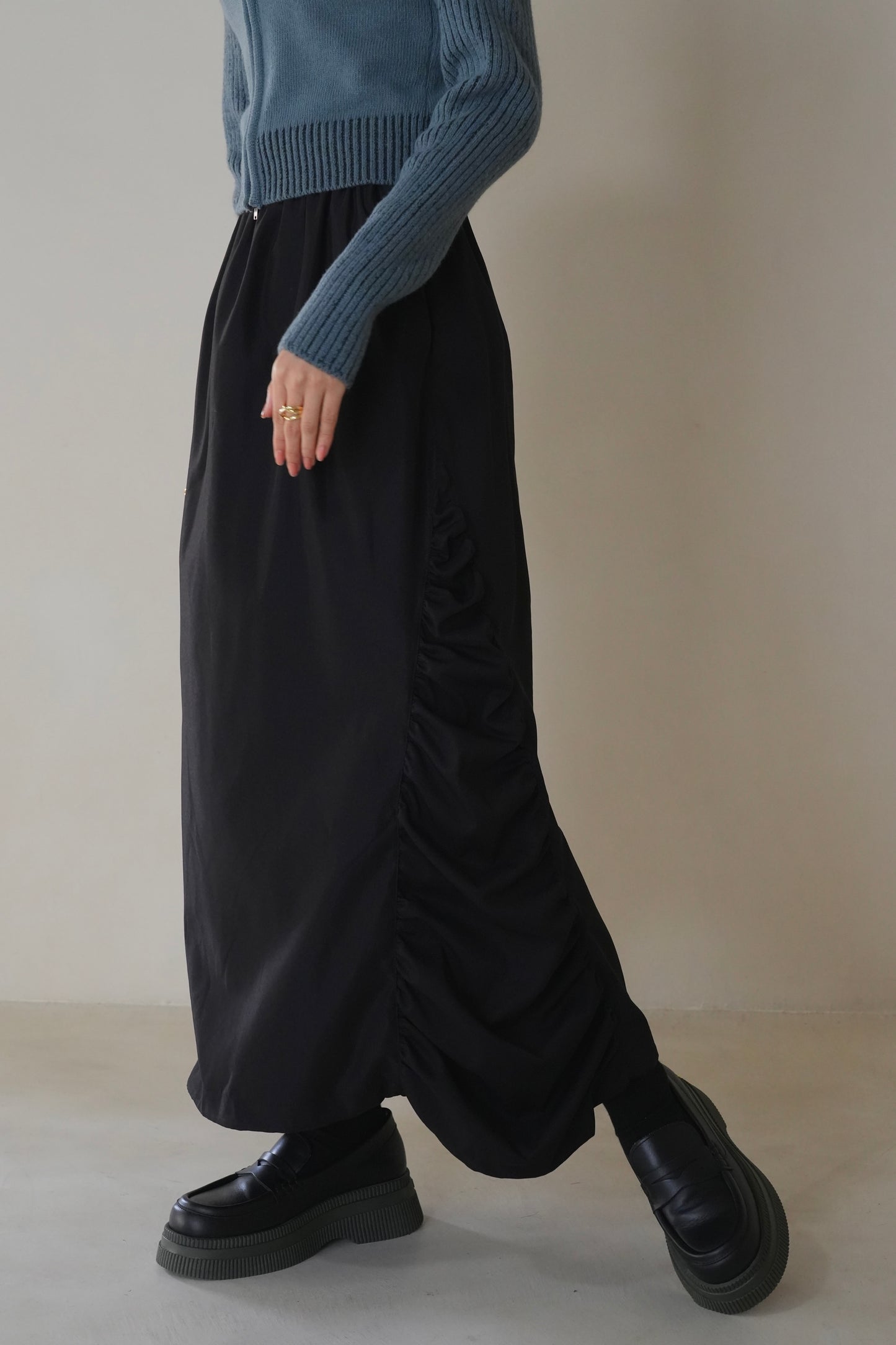 side frill skirt