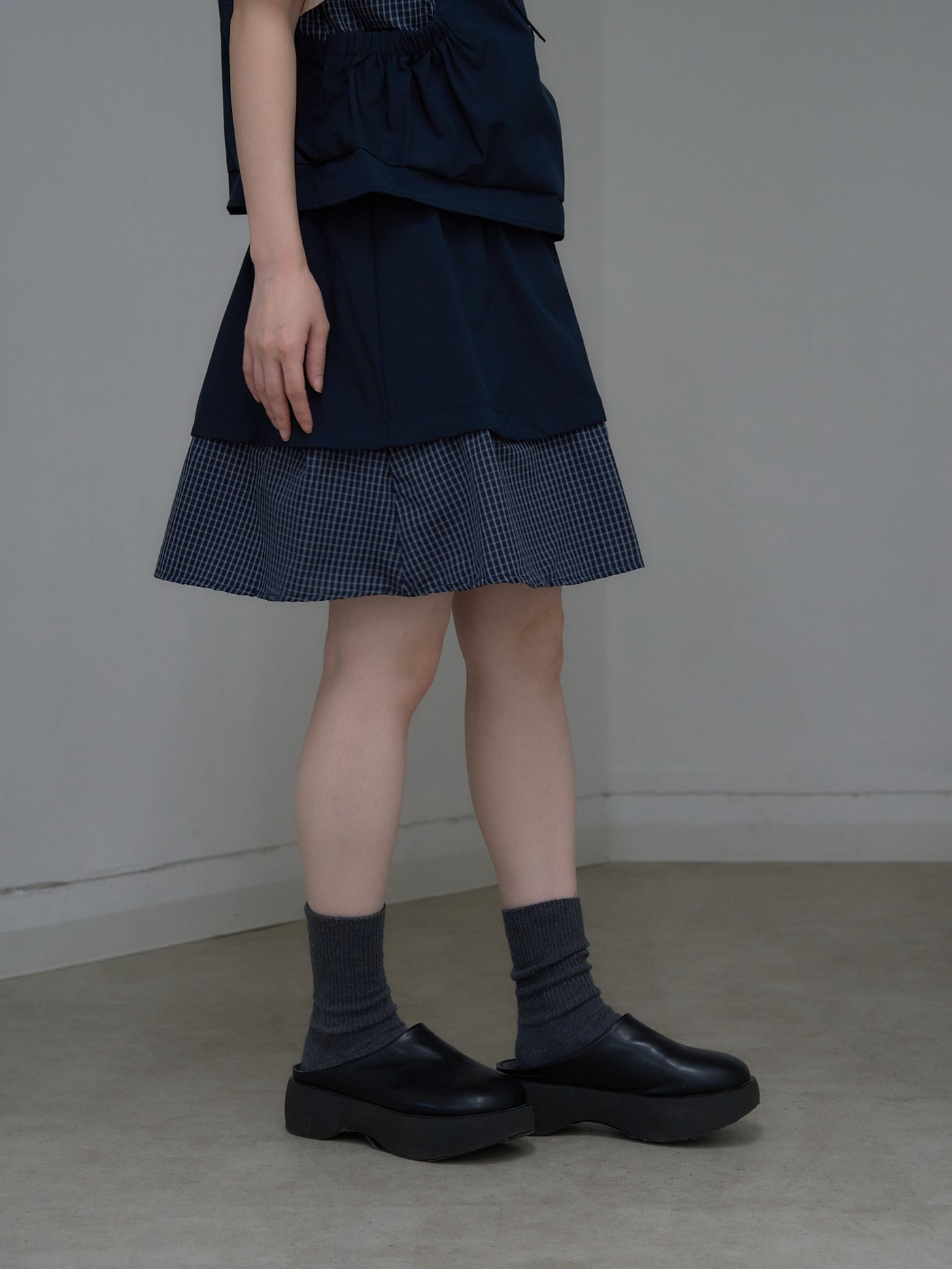 check vest & skirt set