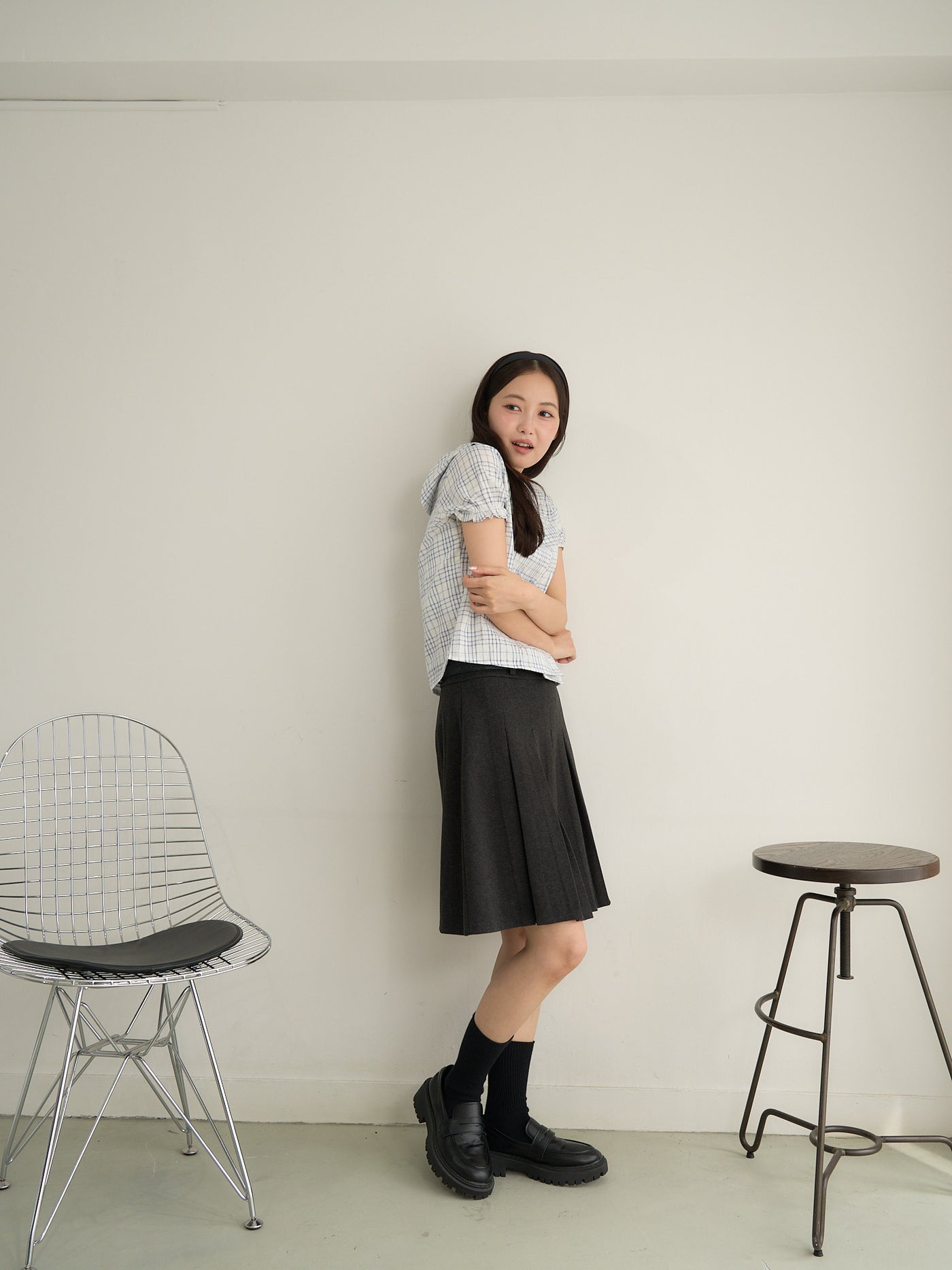 classic midi pleated skirt