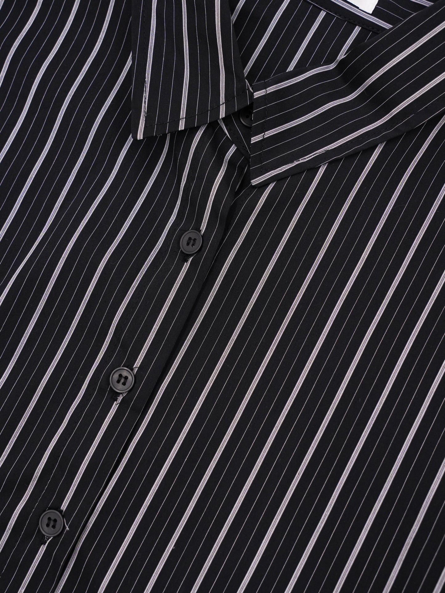 cropped stripe shirt