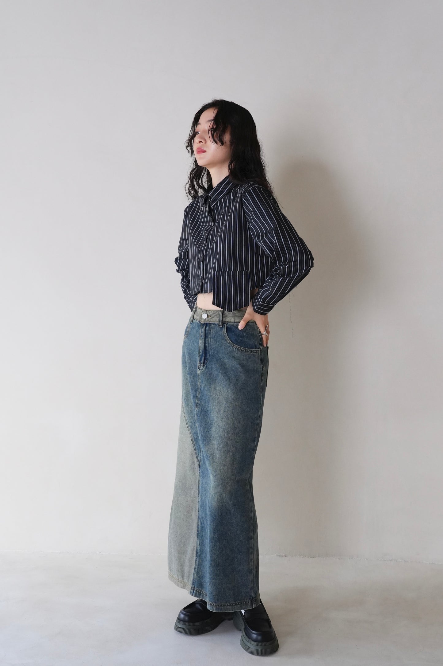 cropped stripe shirt