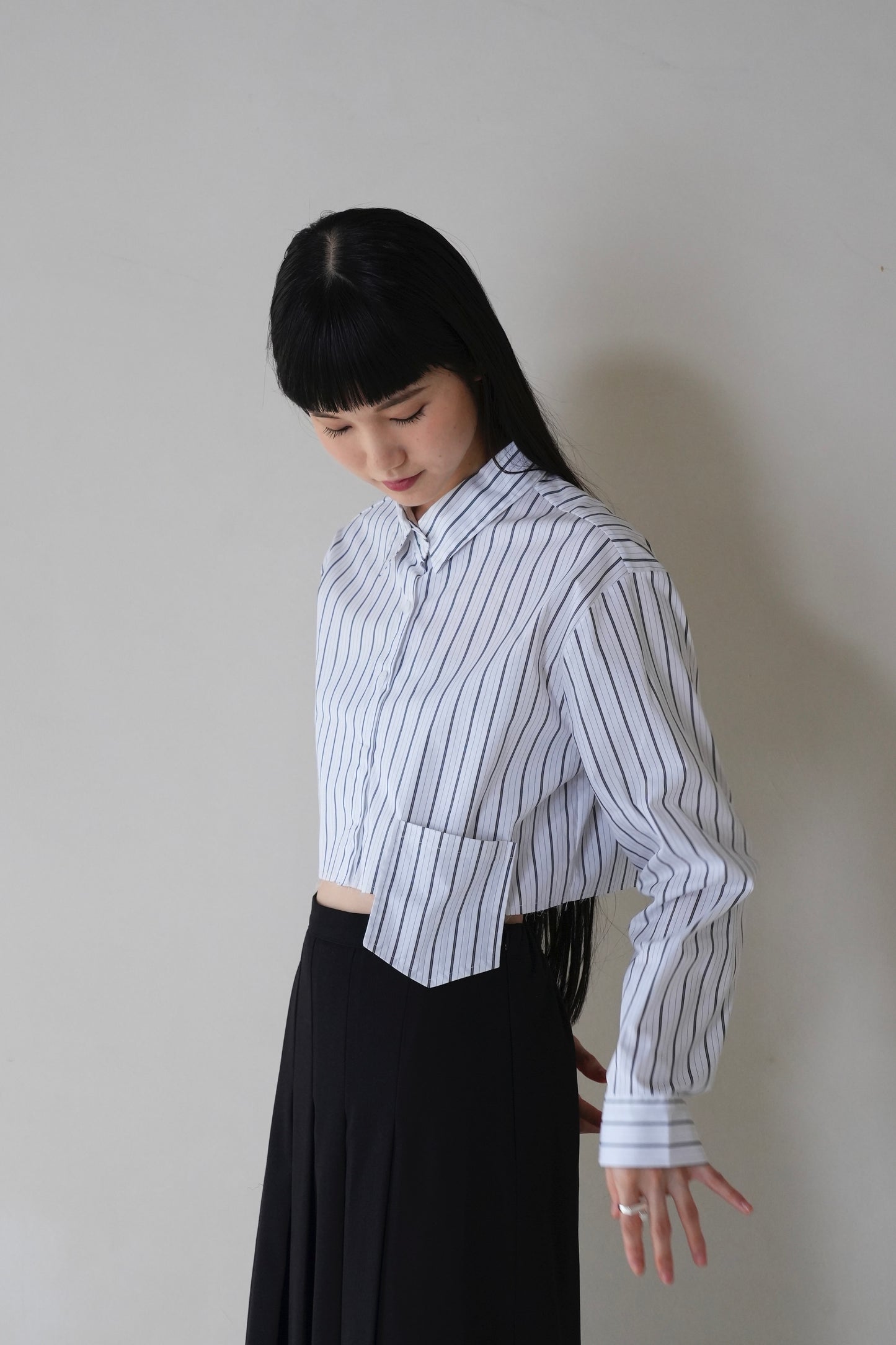 cropped stripe shirt