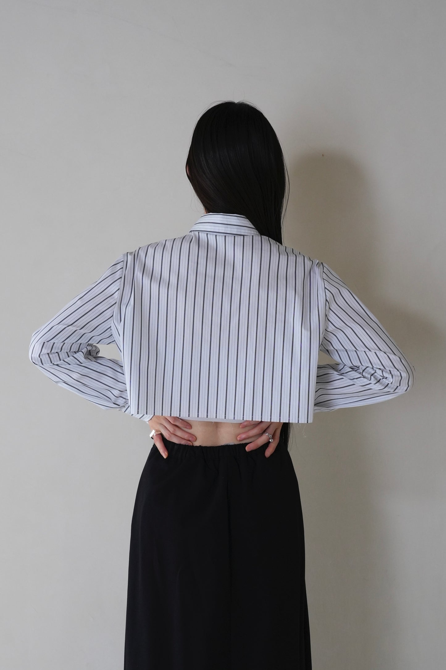 cropped stripe shirt