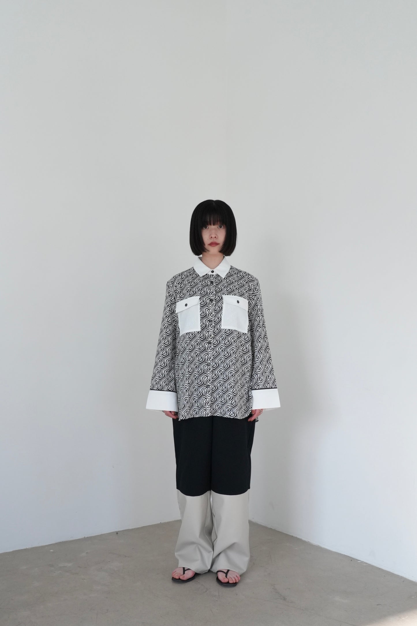 pattern pocket shirt