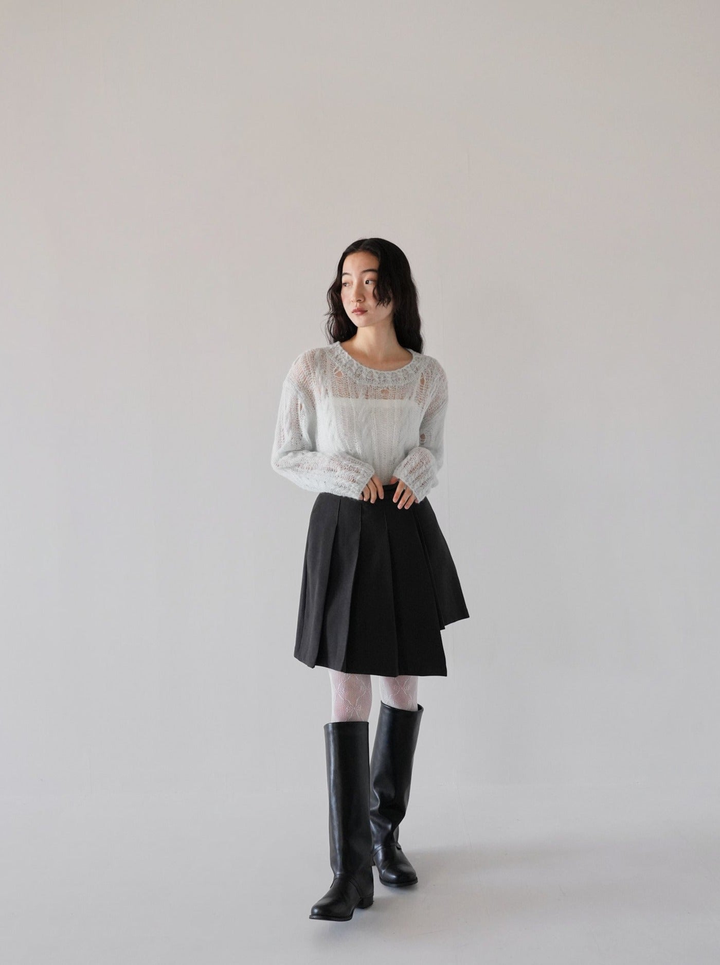 wide pleats mini skirt