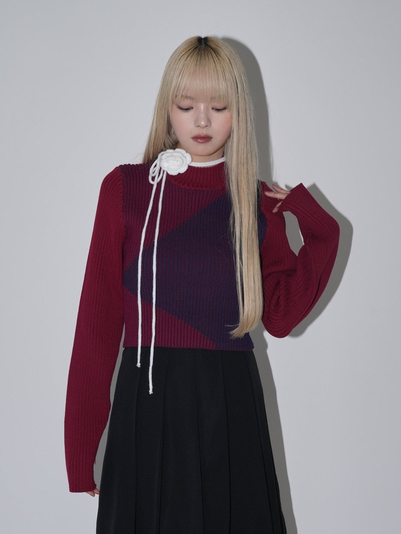 flower choker turtle knit