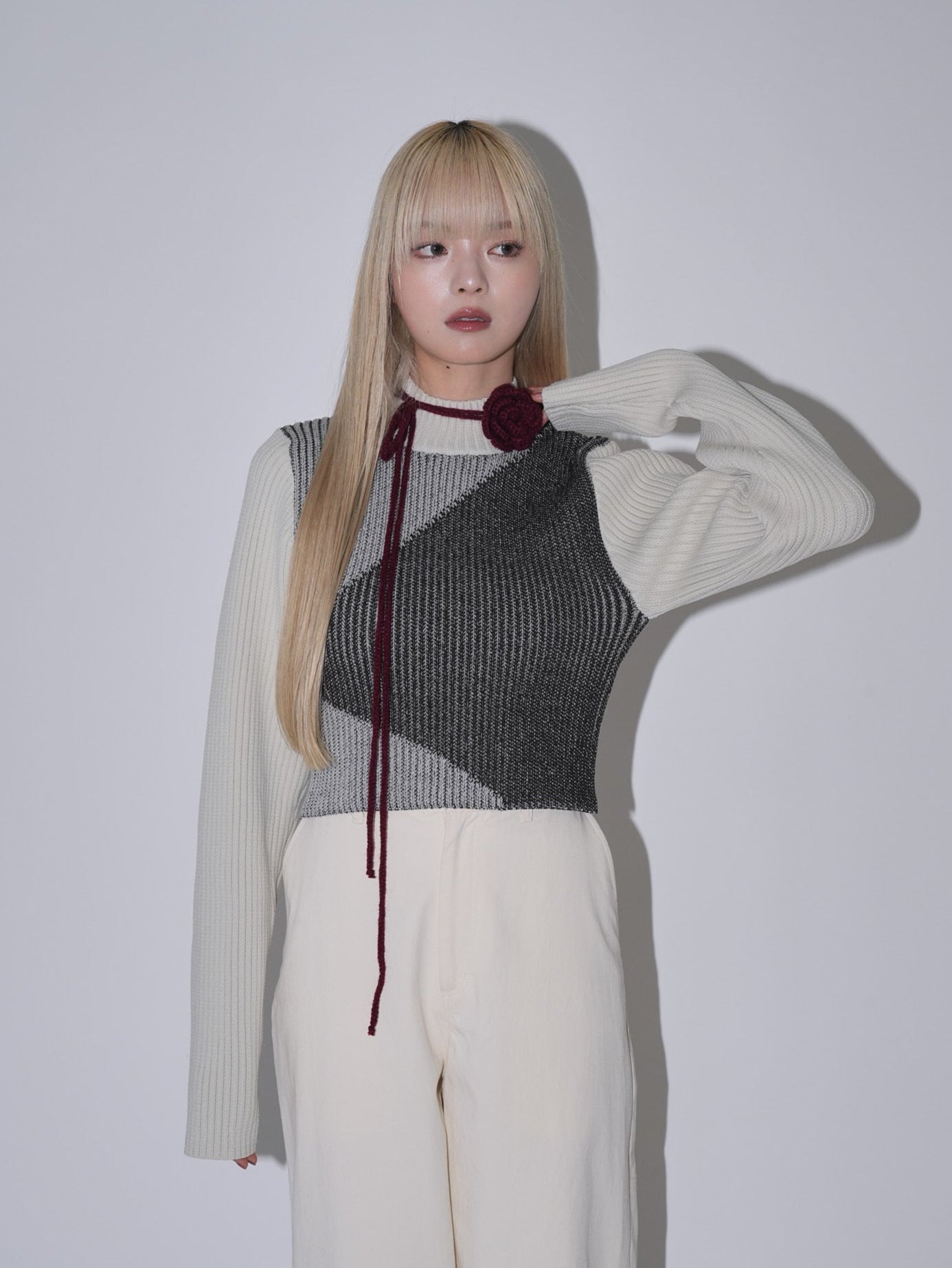 flower choker turtle knit