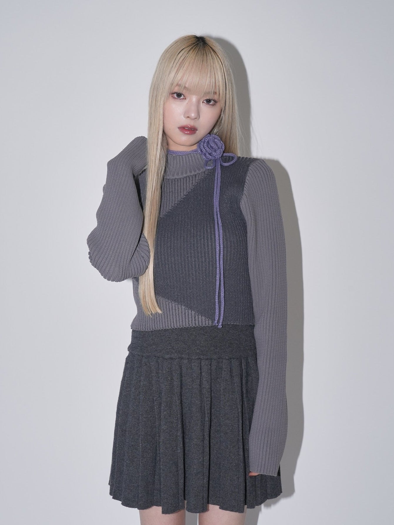 flower choker turtle knit