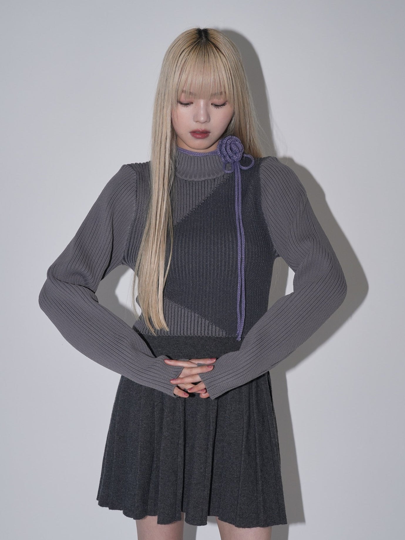 flower choker turtle knit