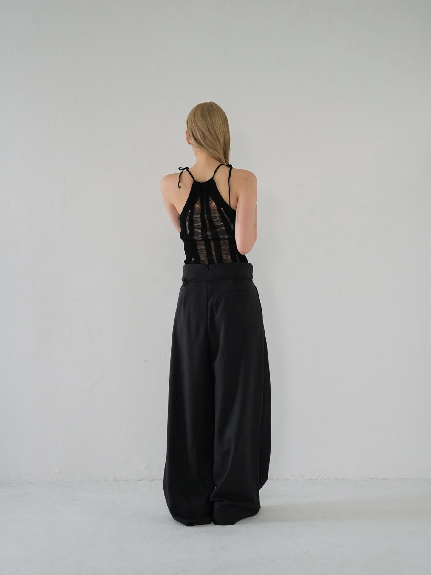 linen like tuck slacks