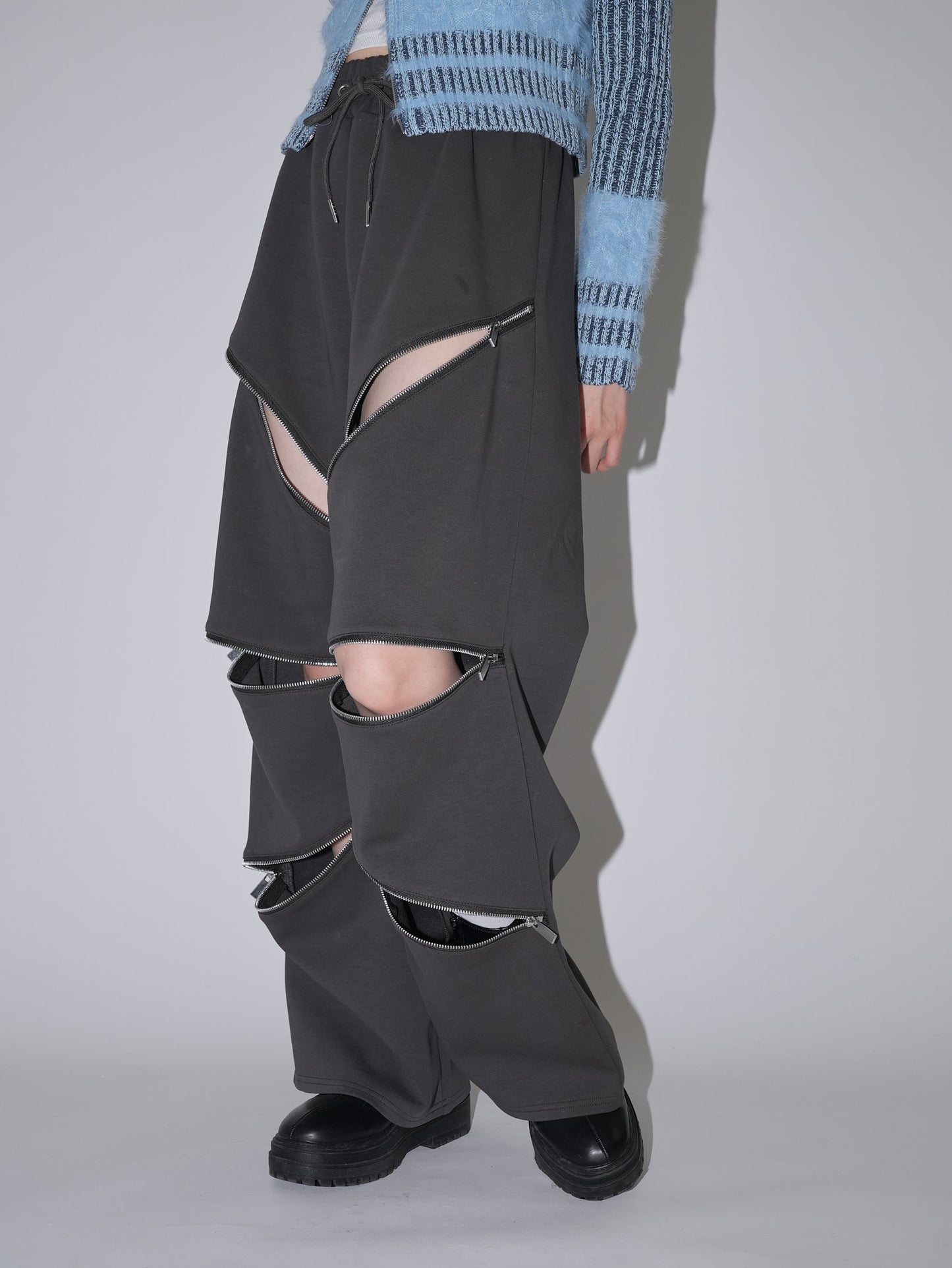 random zip pants