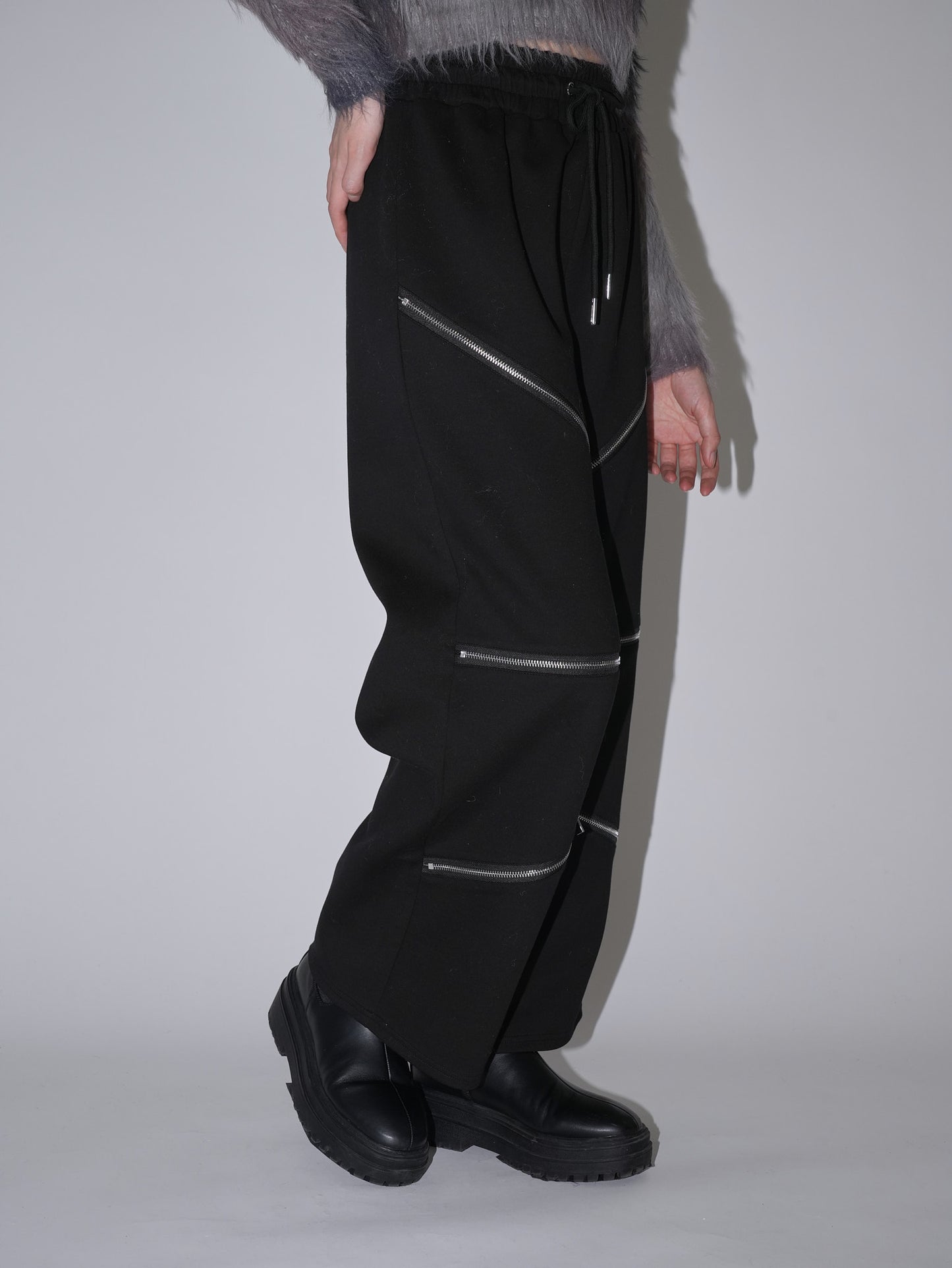 random zip pants