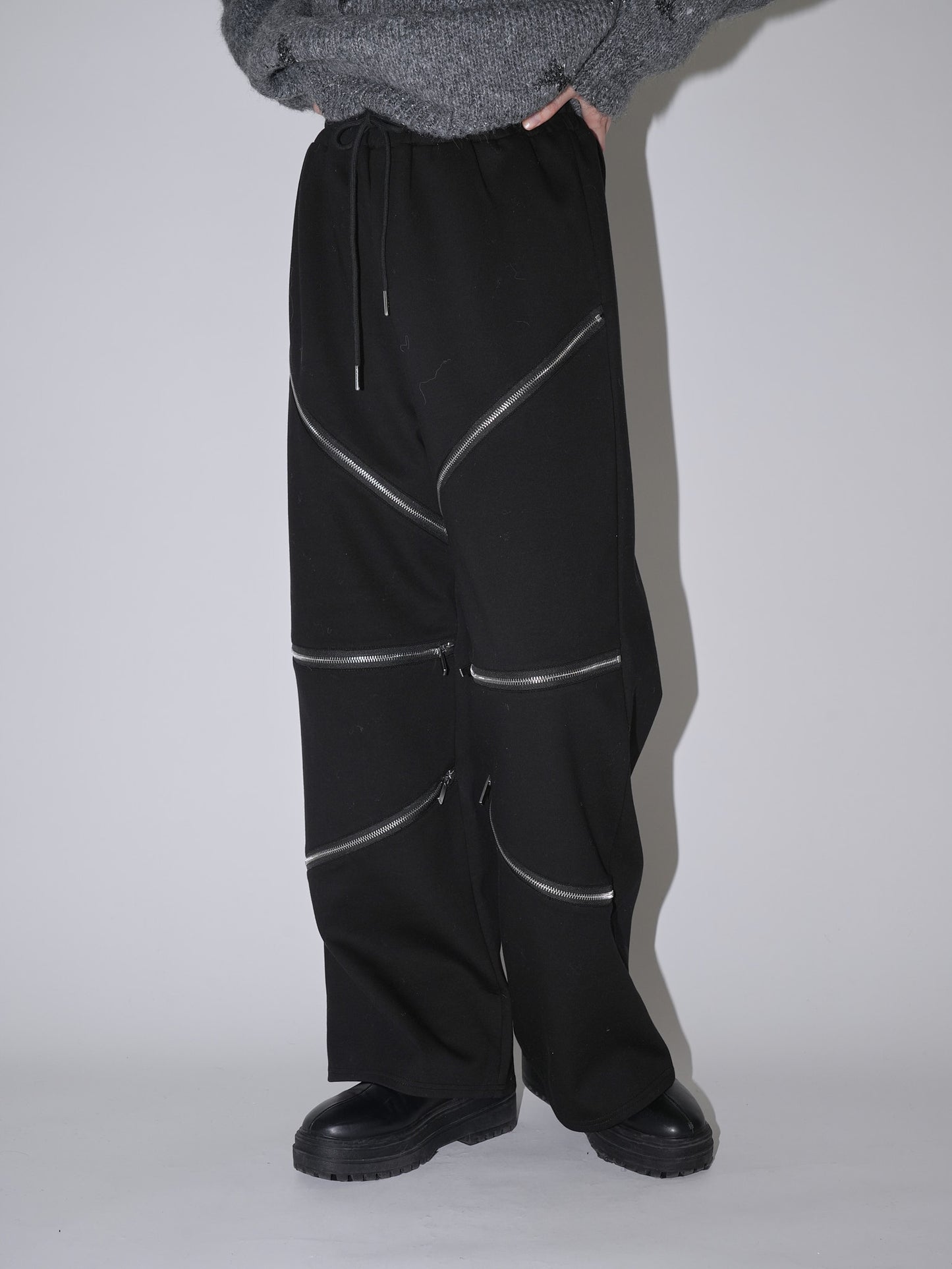 random zip pants