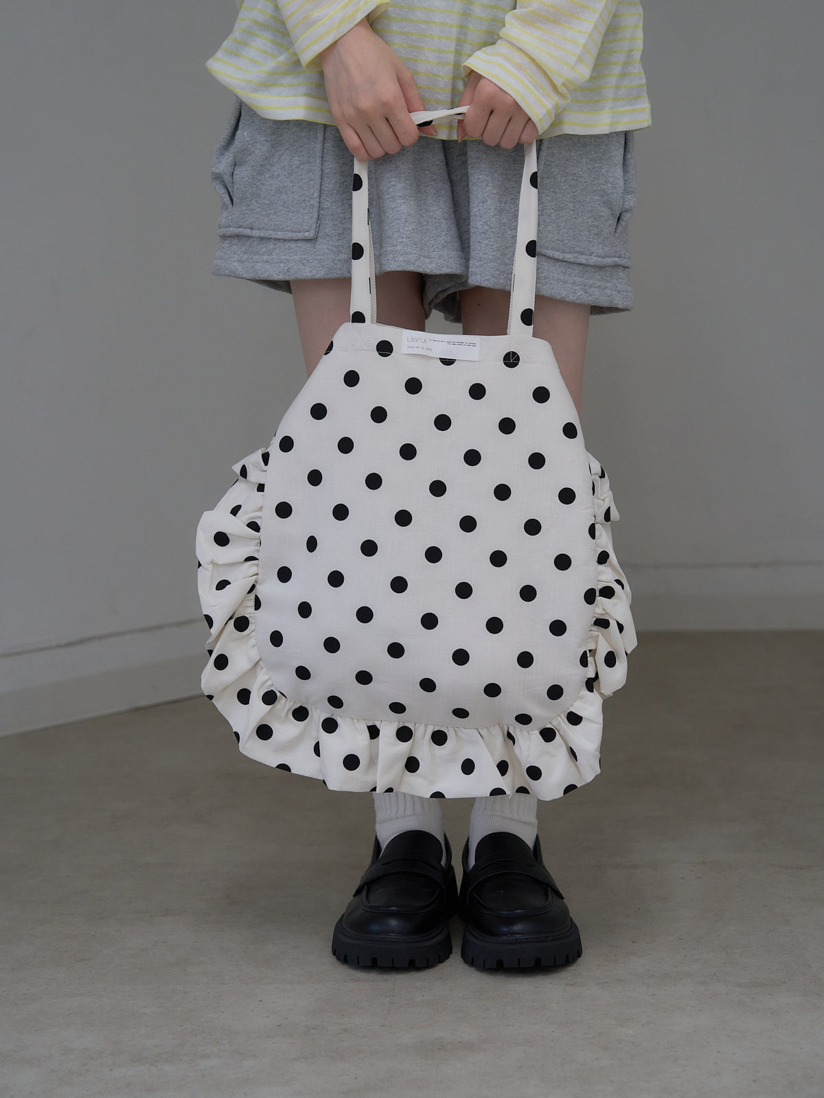 frill tote bag