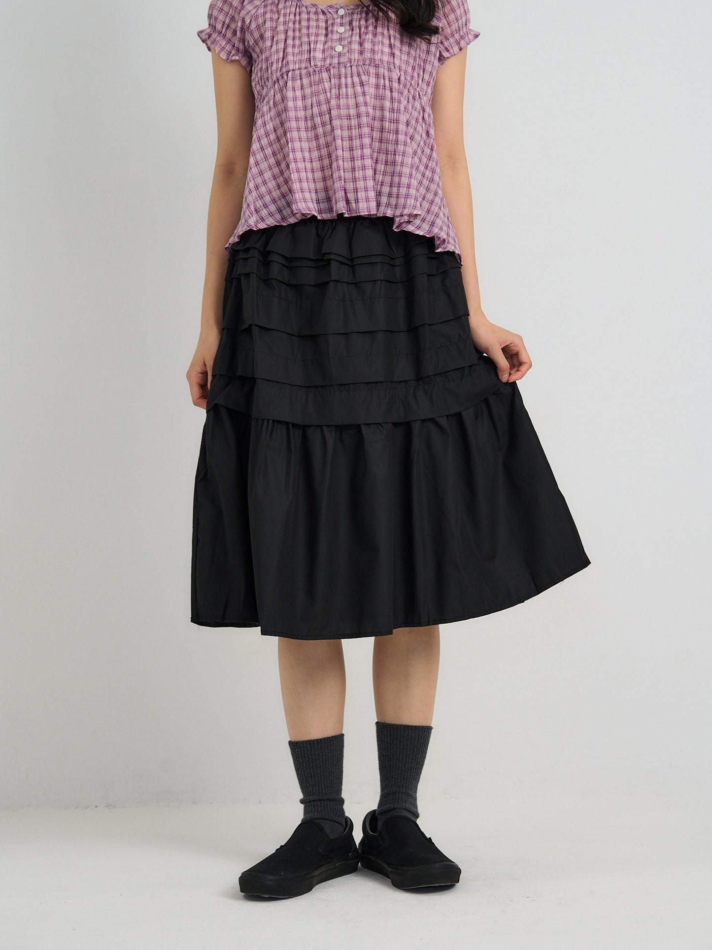 tiered pleated midi skirt