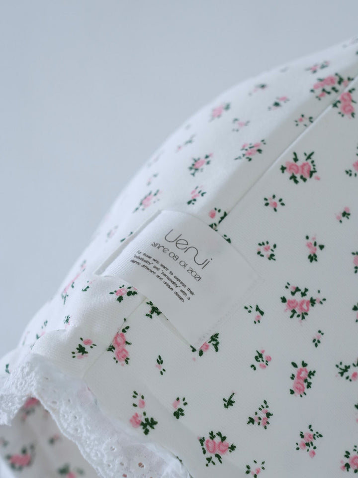 【 10月上旬発送予定 】tiny floral frill hoodie