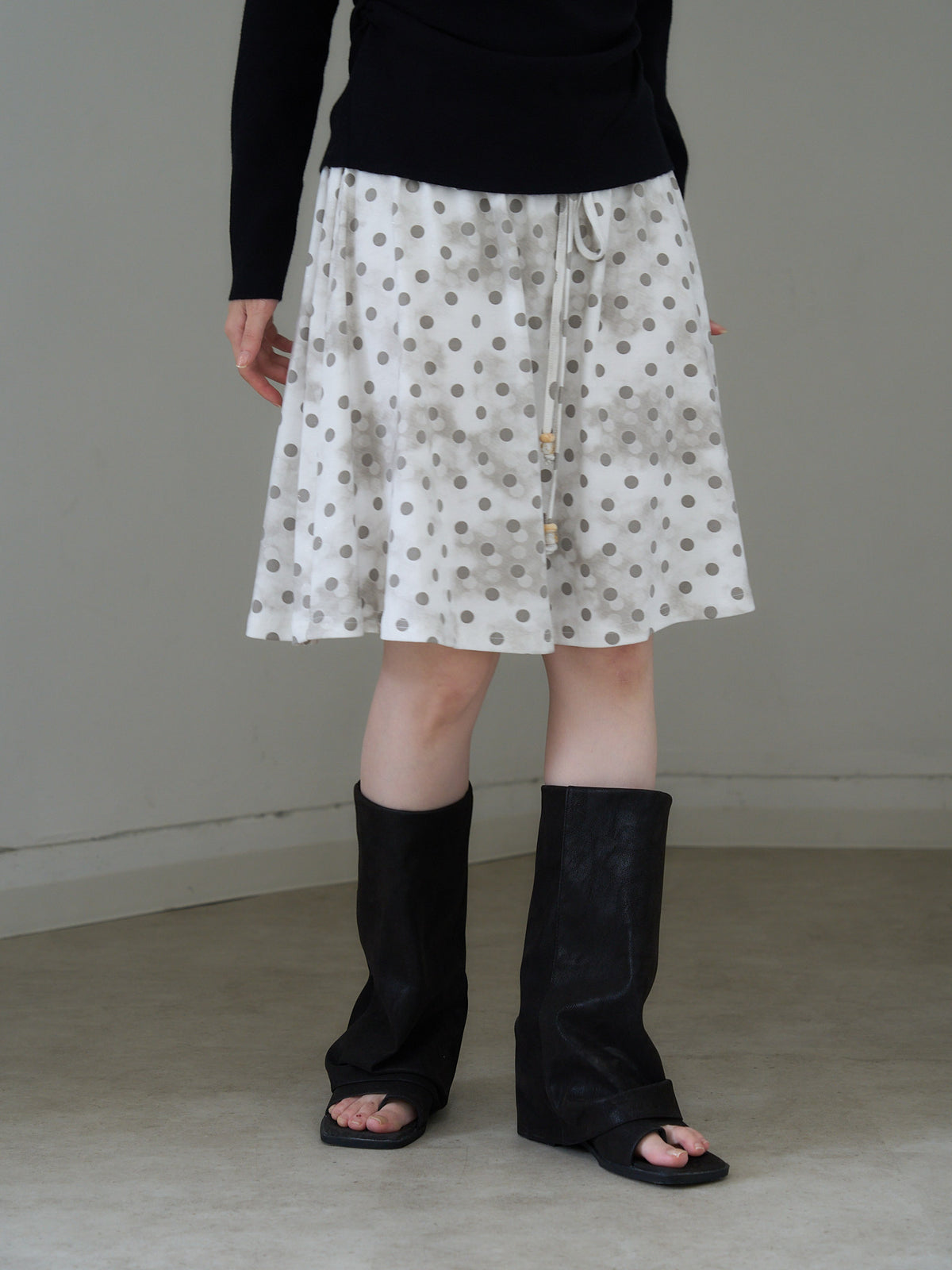 dot  line skirt