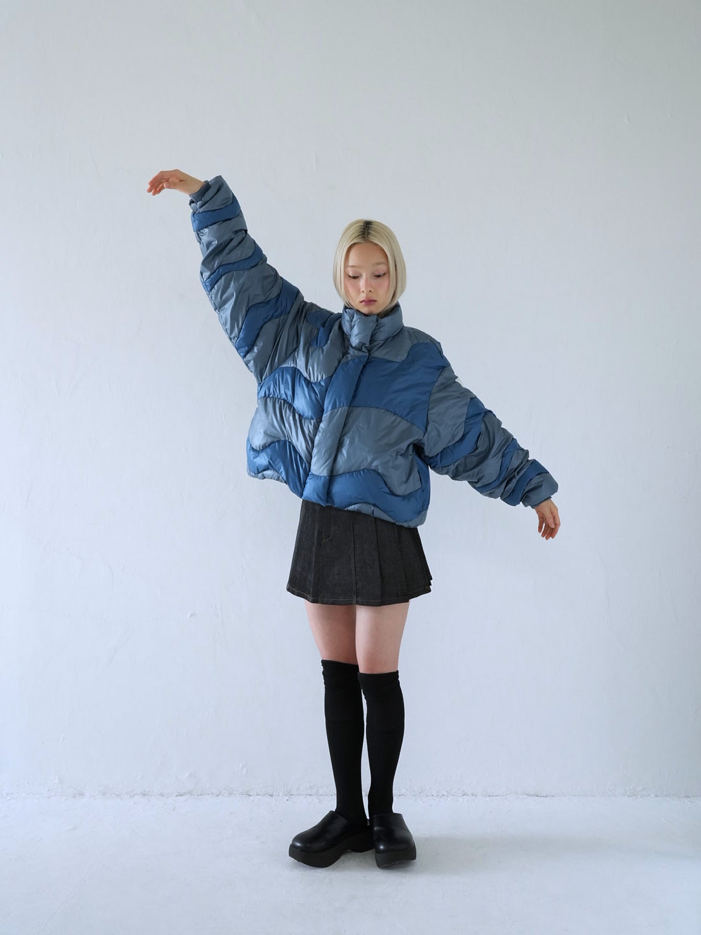 wave bicolor down jacket