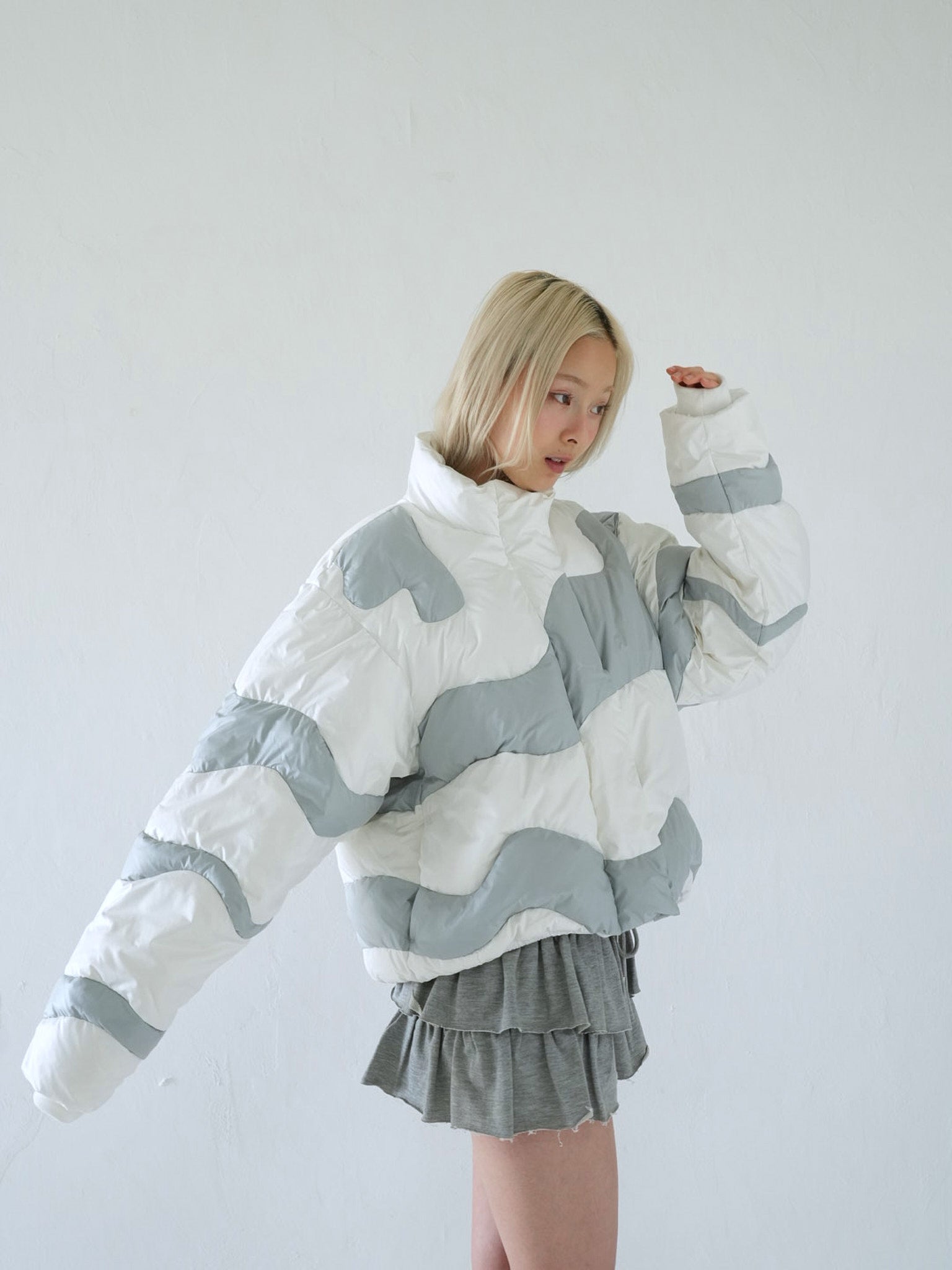 wave bicolor down jacket – Uenui