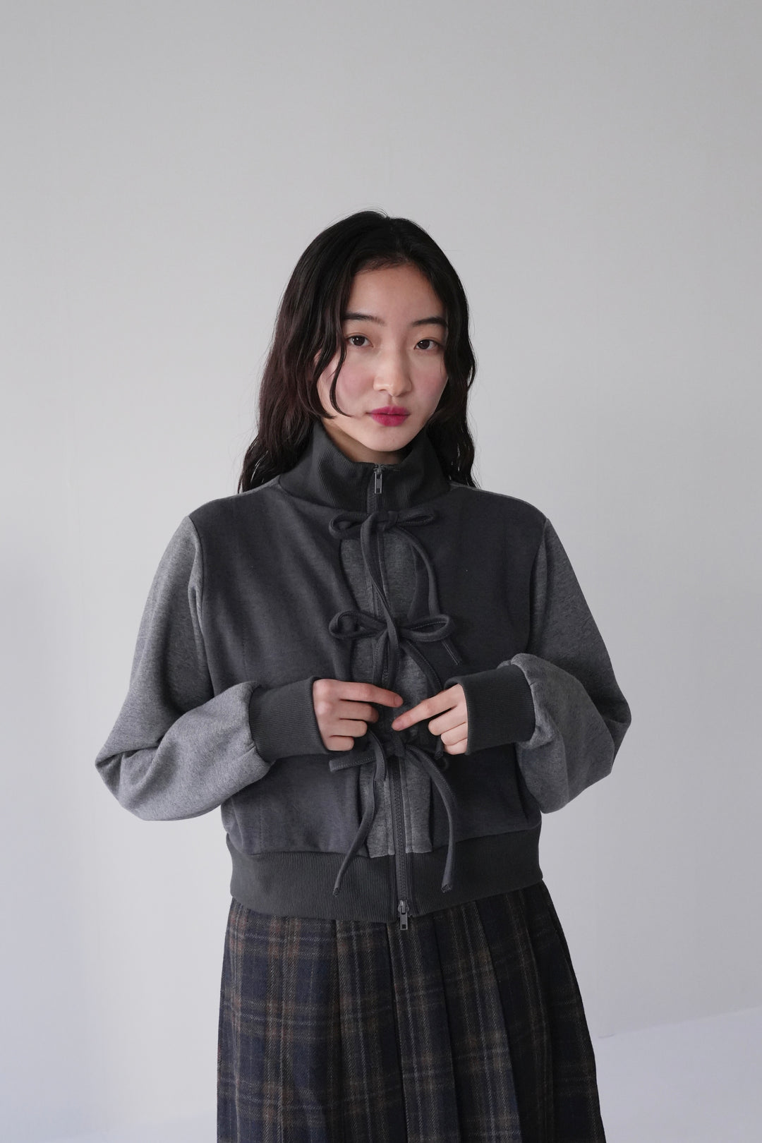front ribbon zip parka