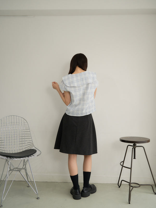 classic midi pleated skirt