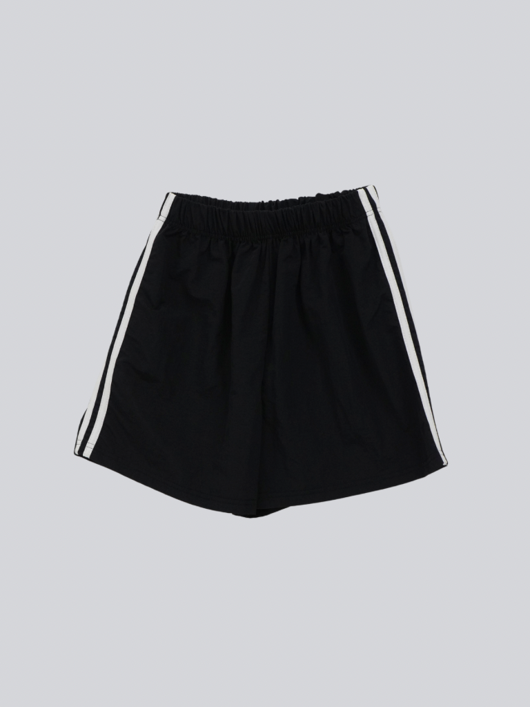 line short pants