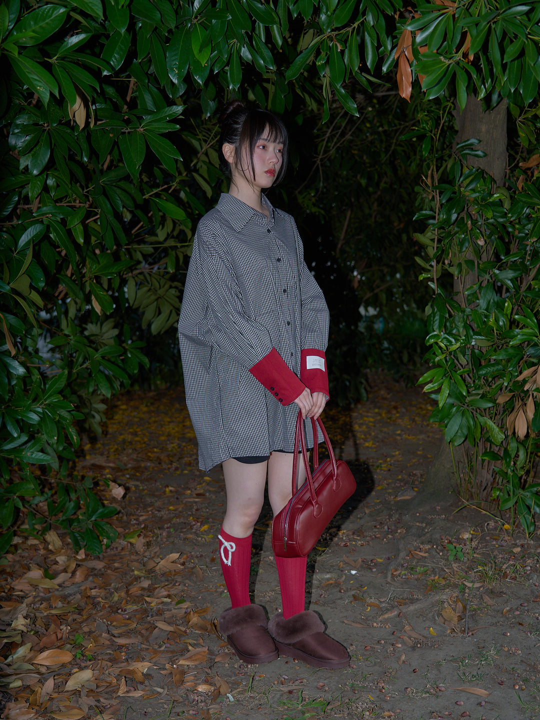 knee-high ribbon socks