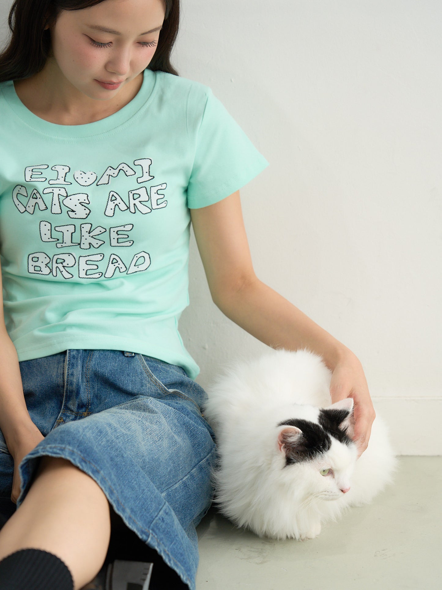 logo crop tee