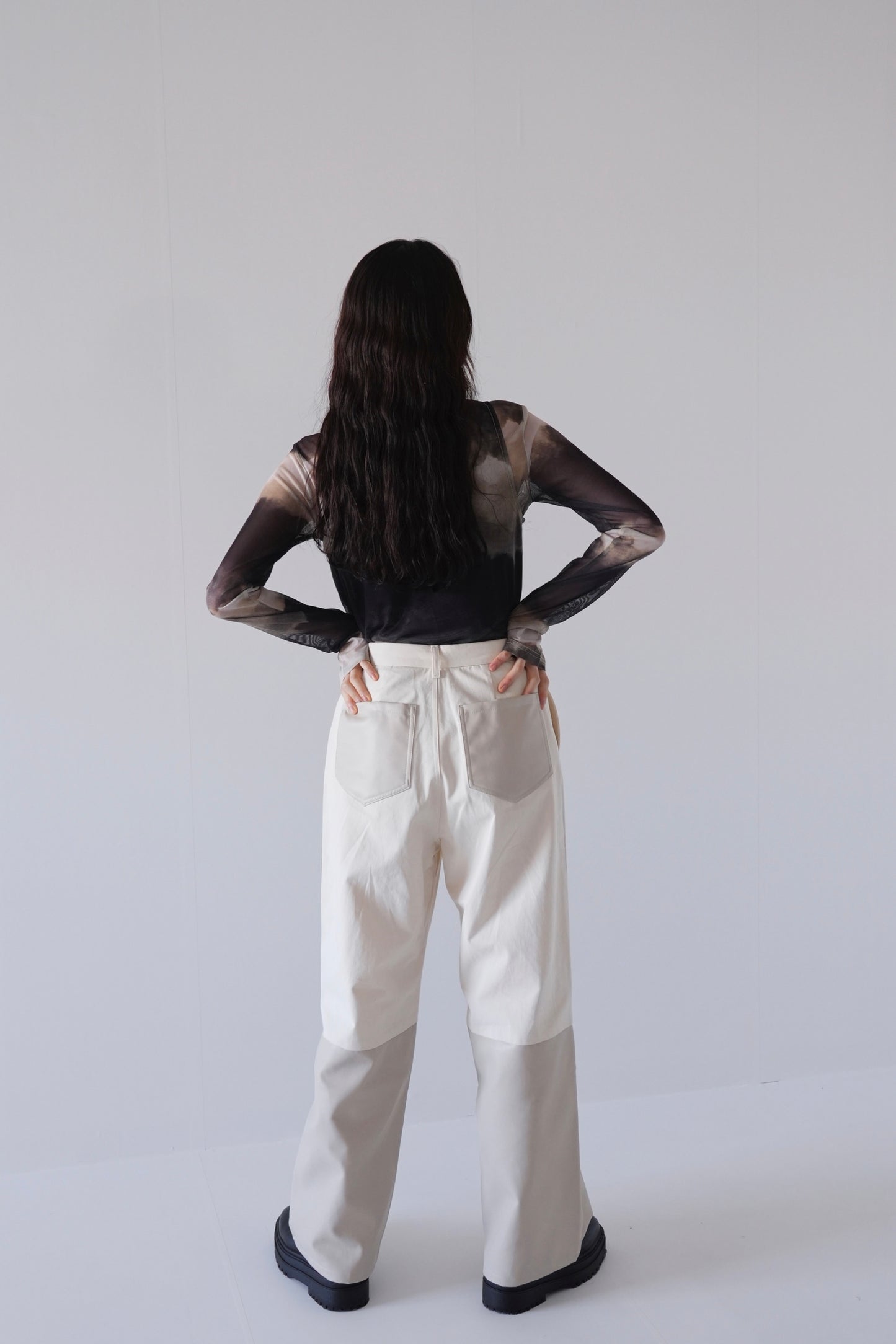 fake leather switching pants