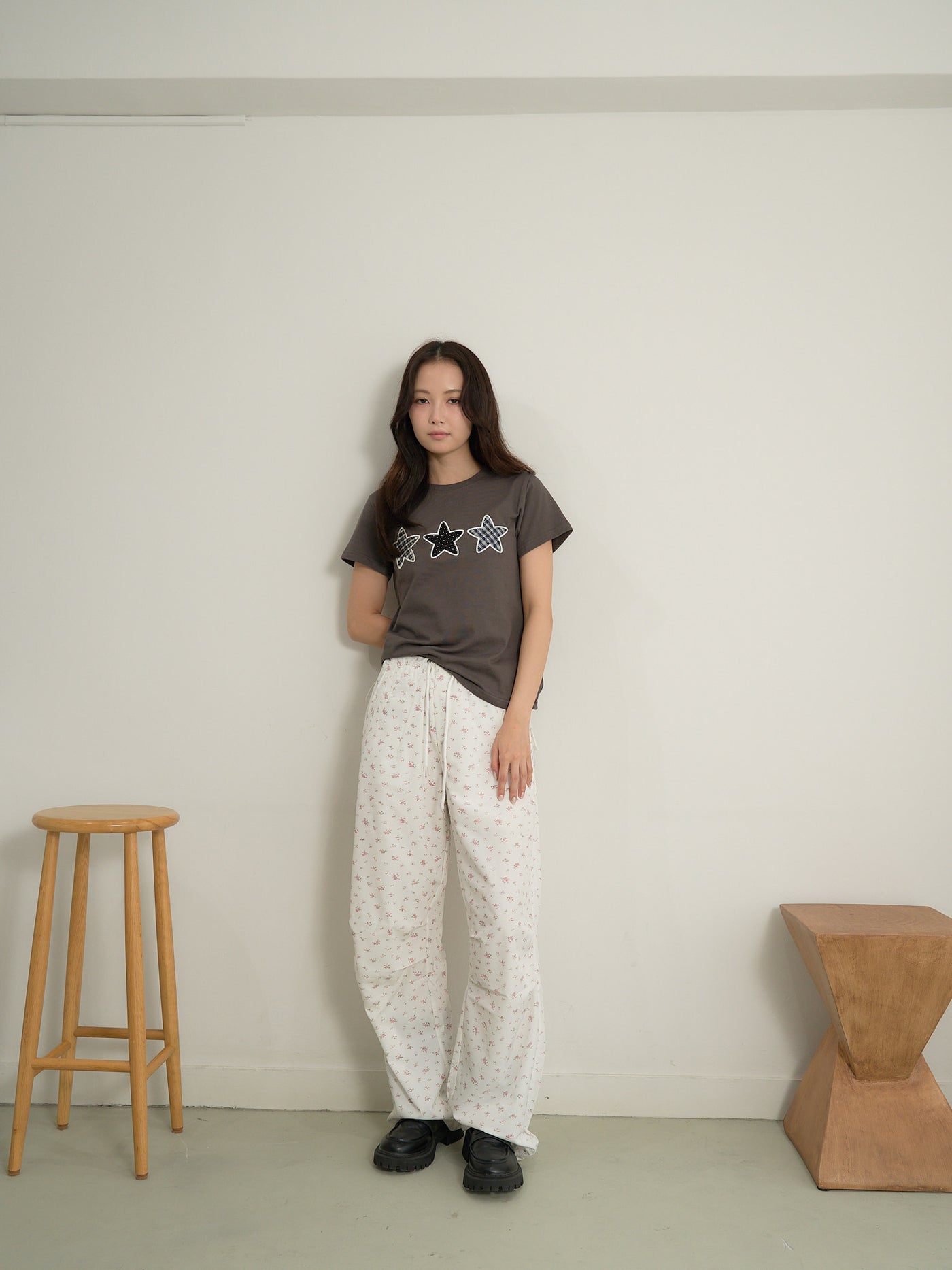 star patch tee