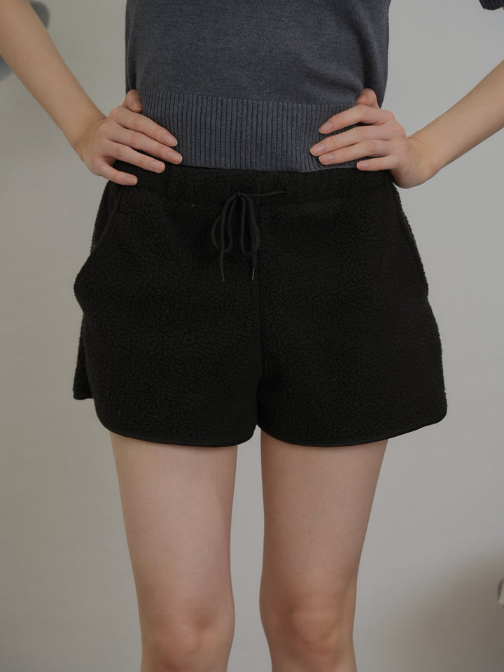 fleece short pants【 1/15 発売 】