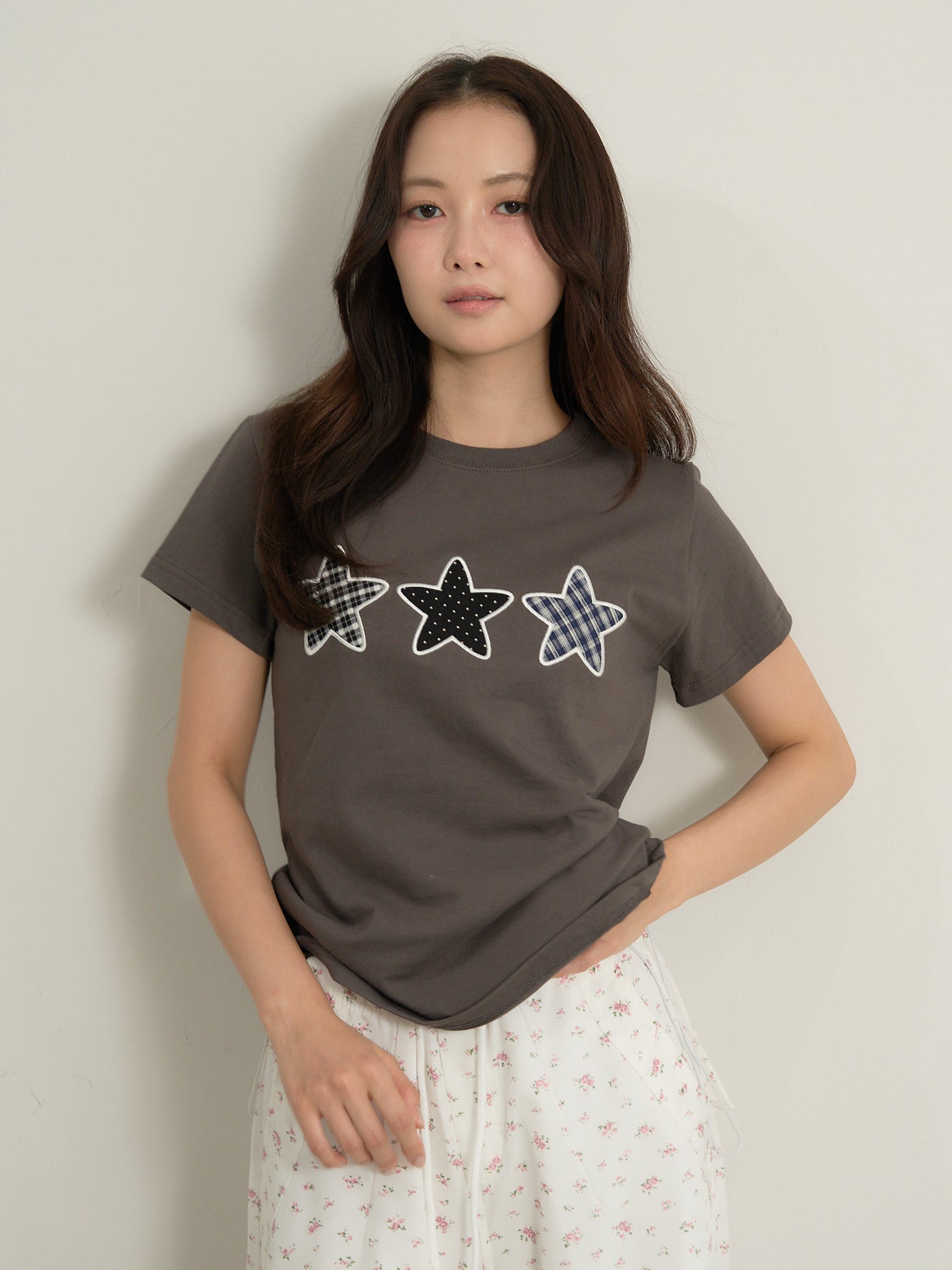 star patch tee