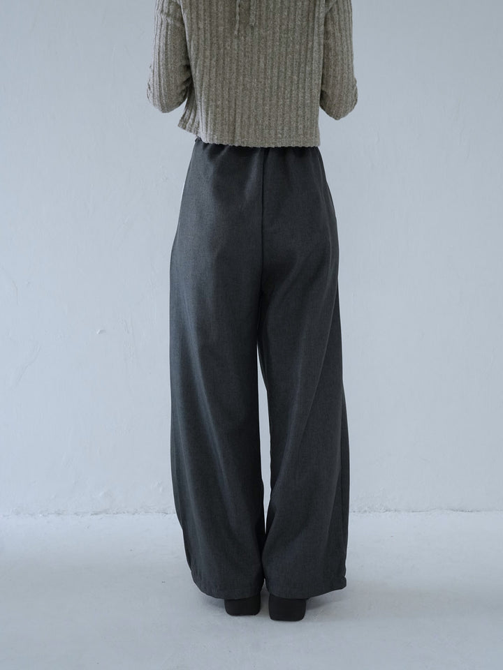 【 10月上旬発送予定 】pleated wide leg trousers