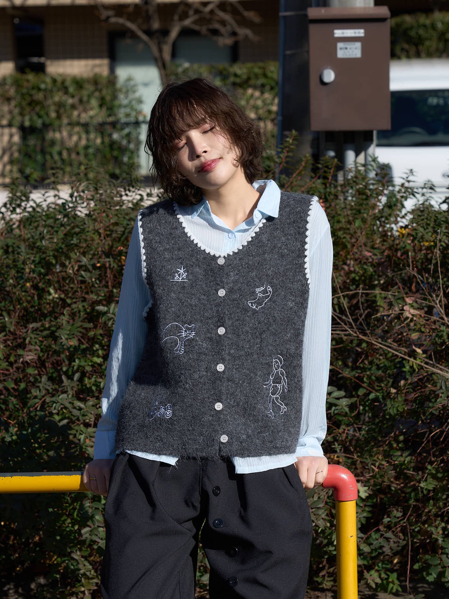 animal knit vest