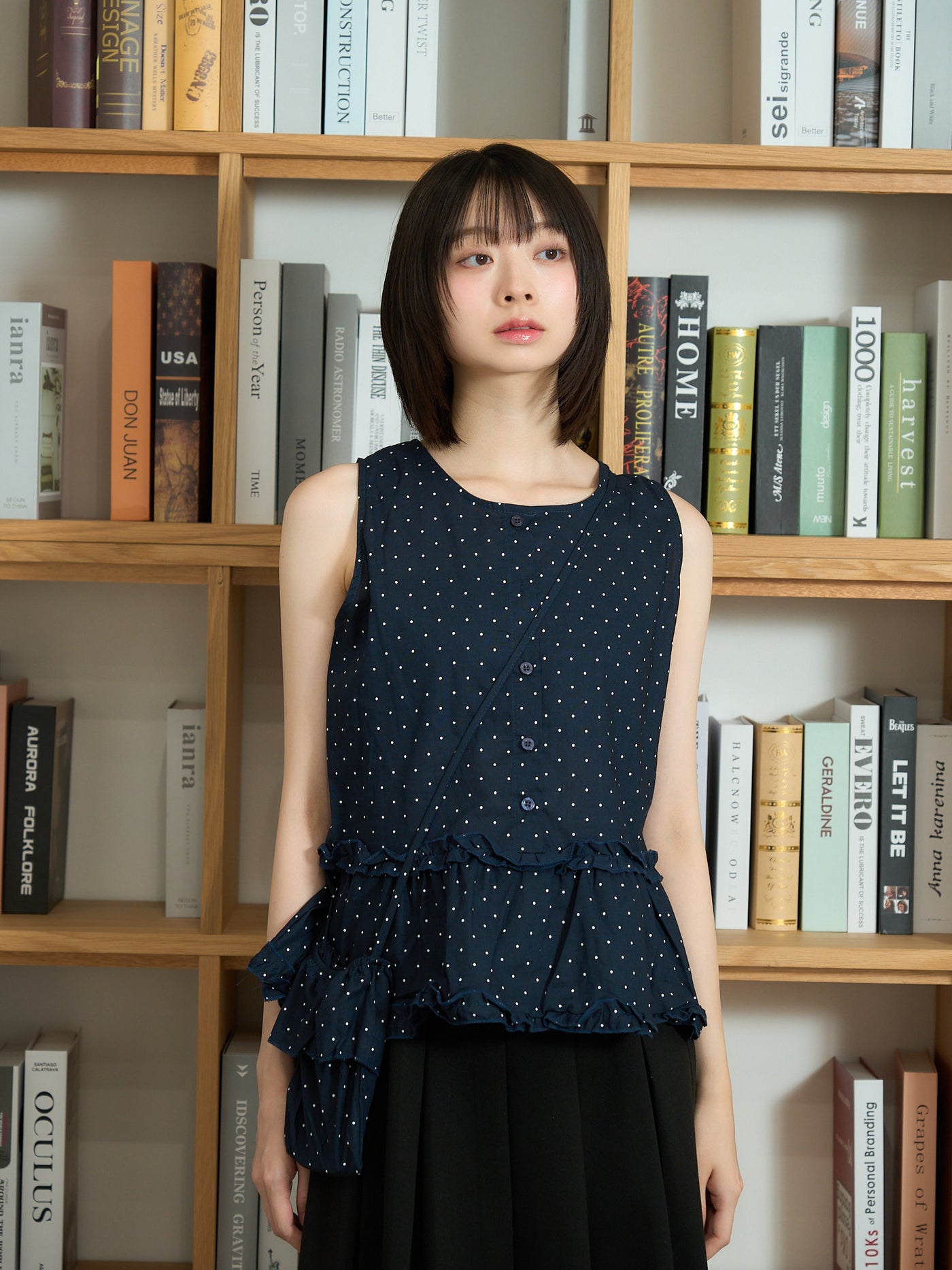 dot sleeveless blouse set
