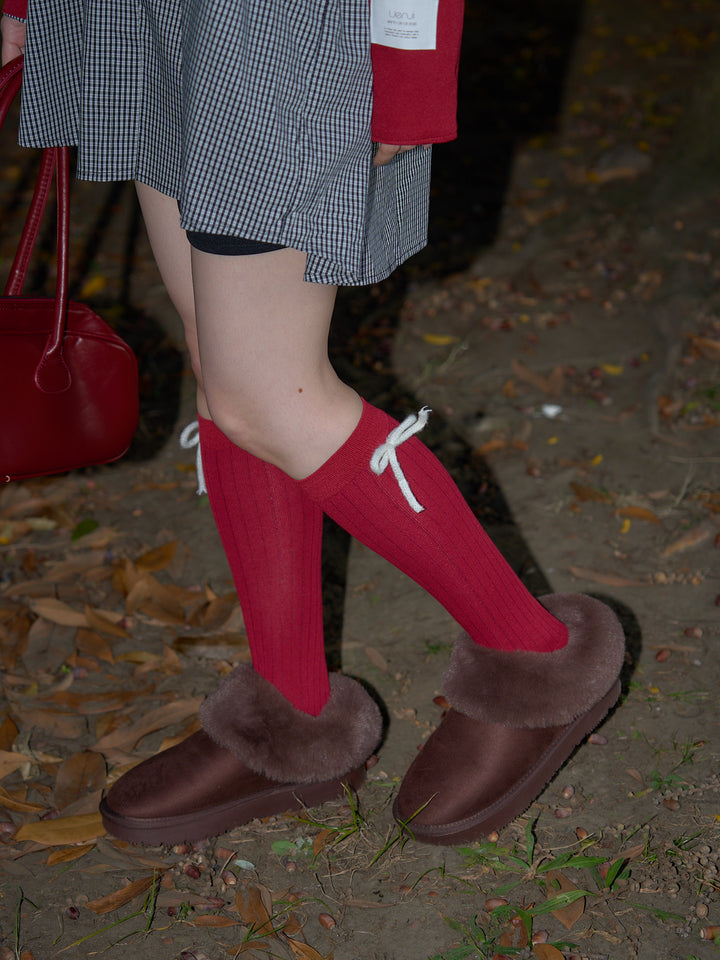 knee-high ribbon socks