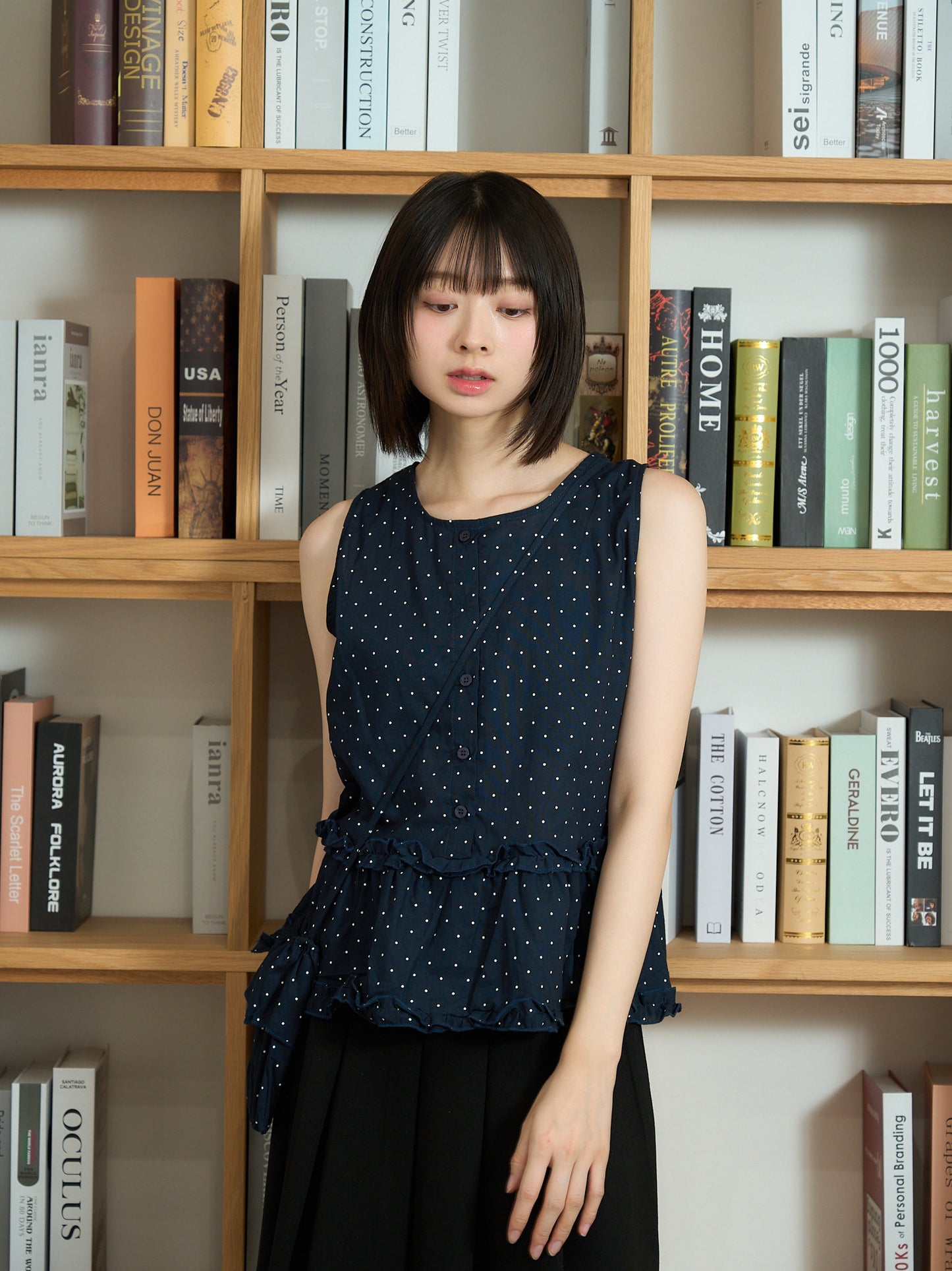dot sleeveless blouse set