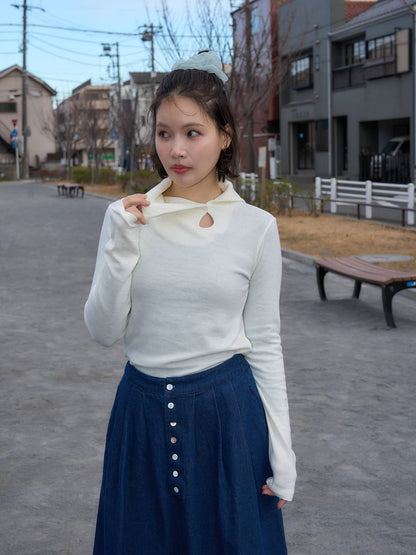 button high neck knit