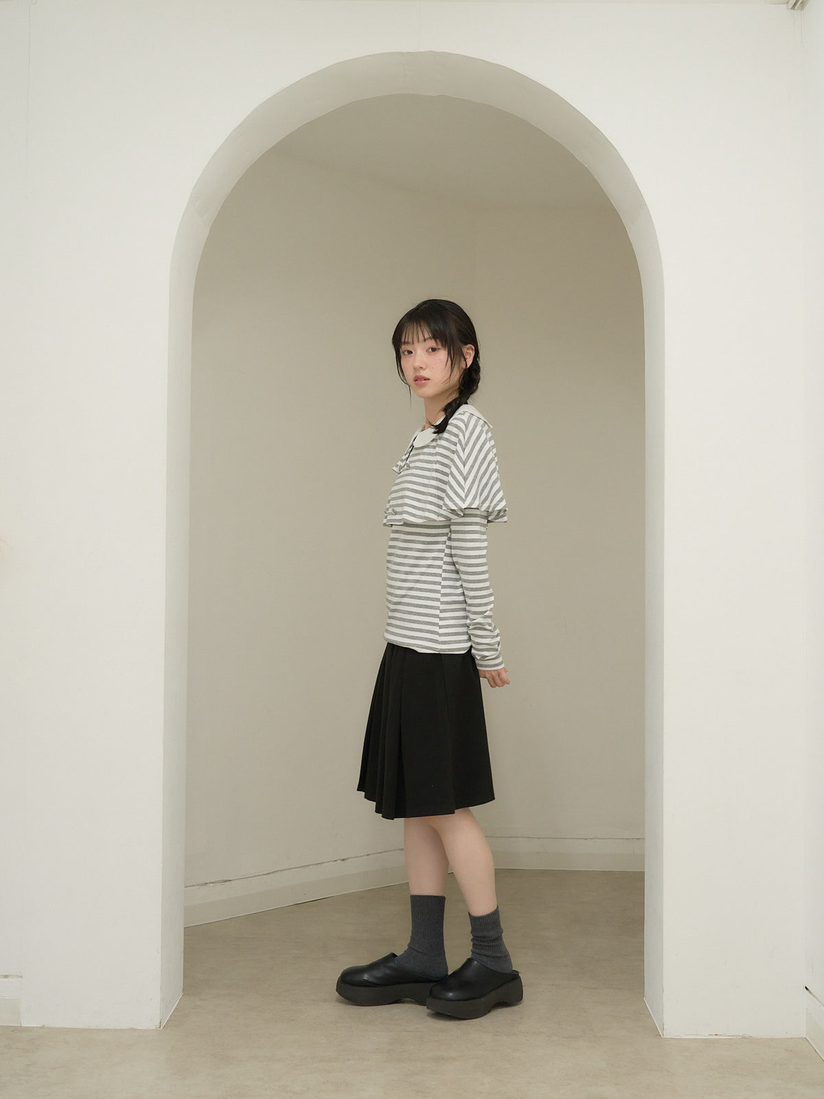 border doll collar cape sleeve top